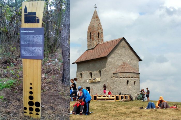 Ilustračný obrázok k článku Dražovský kostolík označujú nové tabule: Pribudli tri z agátového dreva