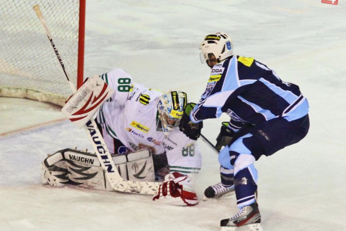 Ilustračný obrázok k článku Obrovské hokejové prekvapenie: Nitra prehrala na ľade poslednej Skalice