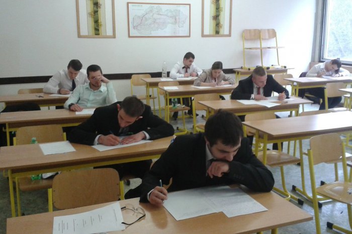 Ilustračný obrázok k článku Písomné maturity v Nitrianskom kraji: TOP 10 škôl s najlepšími výsledkami študentov