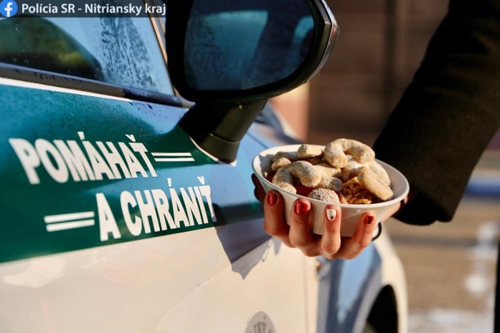 Vesel Vodi Prekvapil Nitrianskych Policajtov Pon Kol Im Kol Iky No