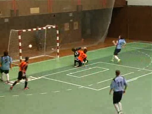 Futsal: Oba nitrianske kluby s debaklom