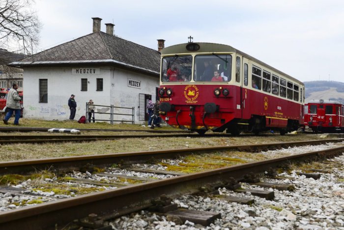Ilustračný obrázok k článku Nostalgická jazda vlakom: Cez Moravce bude prechádzať klasický motorák