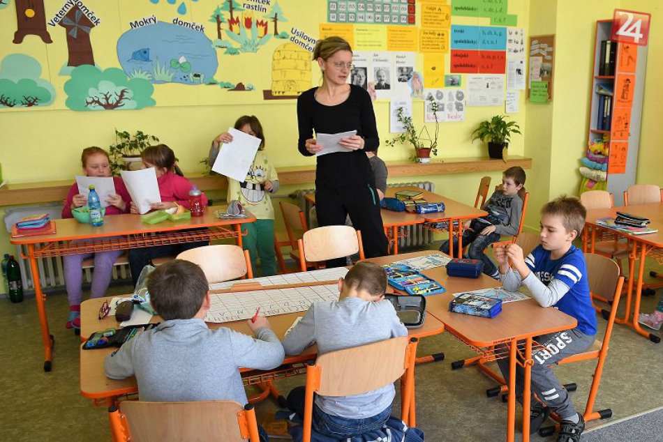 Ilustračný obrázok k článku V Nitre si prilepšia učitelia a zamestnanci škôl: Radnica vyčlenila vyše 120-tisíc eur