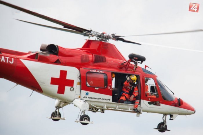 Ilustračný obrázok k článku Zo skál pod zrúcaninou hradu Gýmeš spadol lezec: Na pomoc mu išiel vrtuľník