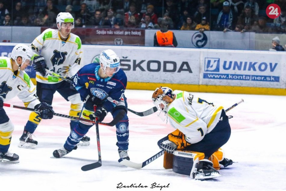 Ilustračný obrázok k článku Hokejová tragédia pokračuje: Nitra prehrala aj na ľade MAC Újbuda