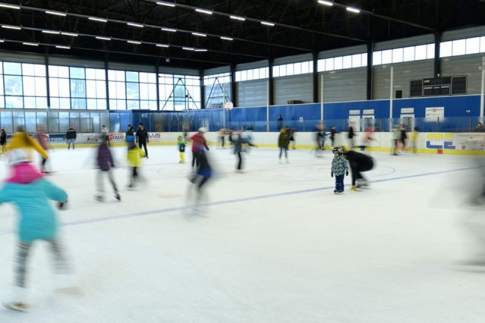 Ilustračný obrázok k článku Jarné prázdniny môžete stráviť aj na ľade: ROZPIS verejného korčuľovania v Nitre