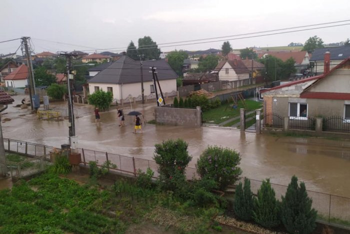 Ilustračný obrázok k článku Počasie vyčíňalo aj pri Nitre: Dedinu zasiahla blesková povodeň