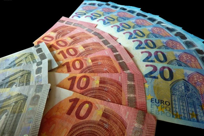 Ilustračný obrázok k článku Nitriansky kraj príde o MILIÓNY eur: Musí ich vrátiť štátu