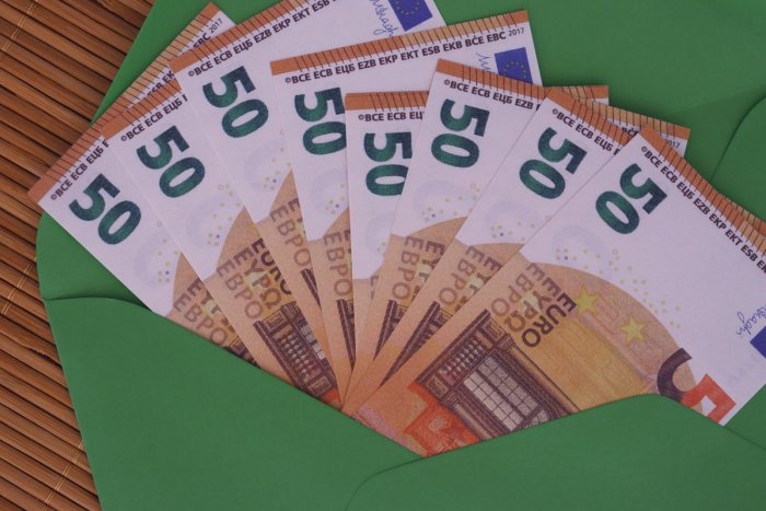 Ilustračný obrázok k článku Nitriansky kraj bude rozdávať odmeny: Z rozpočtu vyčlenil 1,4 MILIÓNA eur!
