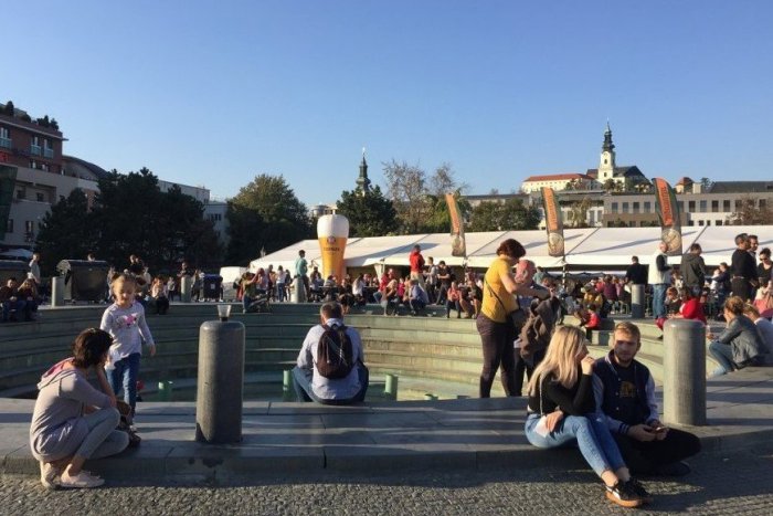 Ilustračný obrázok k článku Svätoplukovo námestie ožije trojdňovým festivalom: Užijeme si Nitránske PIVOBRANIE