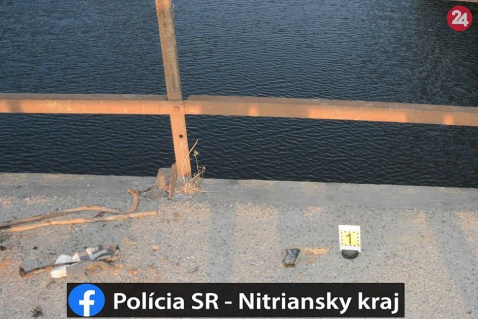 Ďalšia zbraň na dne rieky Nitry: Muž ju vylovil pomocou magnetu, FOTO