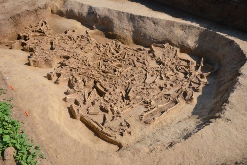 Masový hrob v archeologickej lokalite pri Vrábľoch
